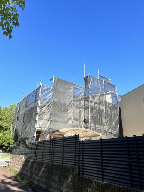 大阪府堺市　F様邸　外壁・屋根塗装用足場工事